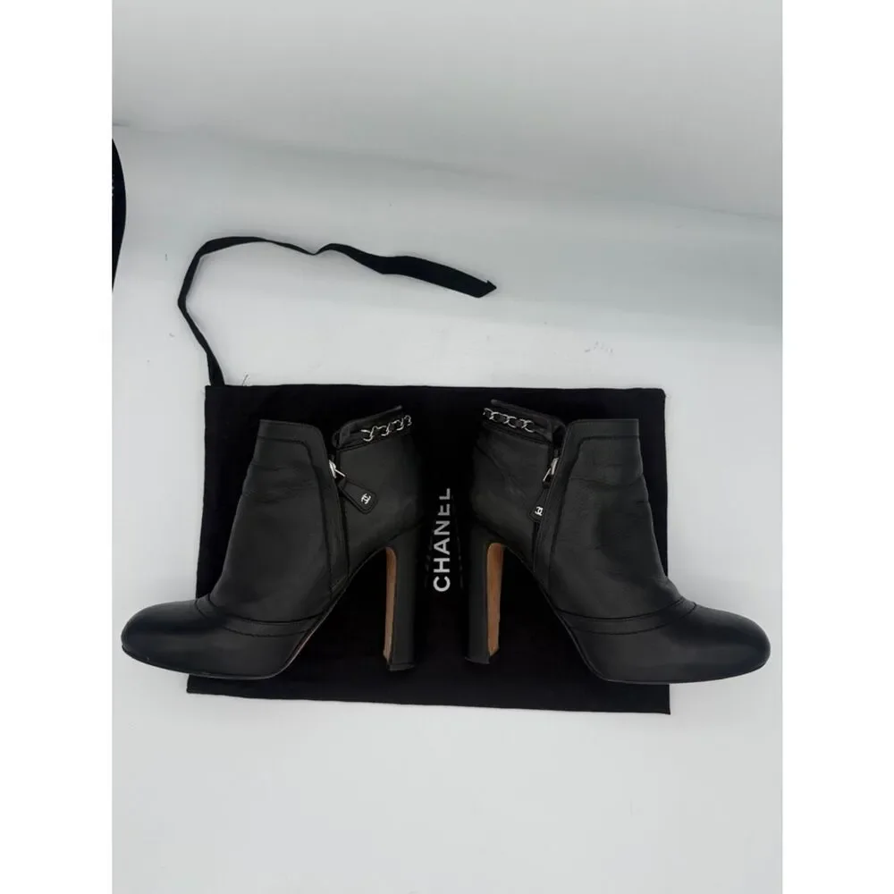 Chanel Black Leather Chain Details Ankle Booties US 8
